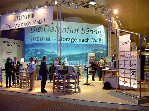 Datenflut bändigen - INCOM CeBIT Stand